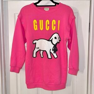 Gucci Graphic Print Lamb Pullover Long Sleeve Sweatshirt with Detachable Sleeves